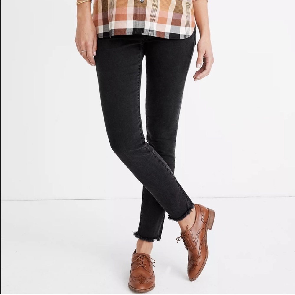 Madewell maternity skinny jean side panel frayed hem